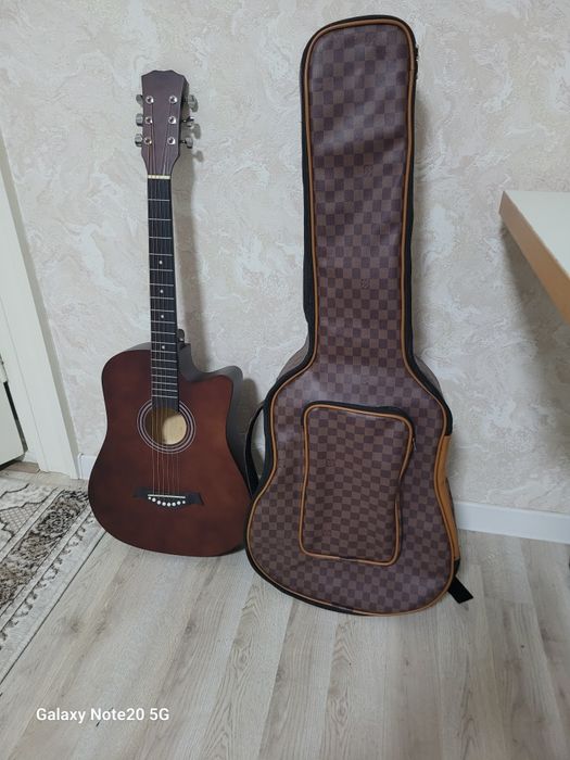 Gitara chixol bilan