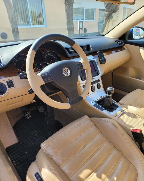 Volkswagen Passat VOLKSWAGEN PASSAT full, 2.0 benzina - Timisoara