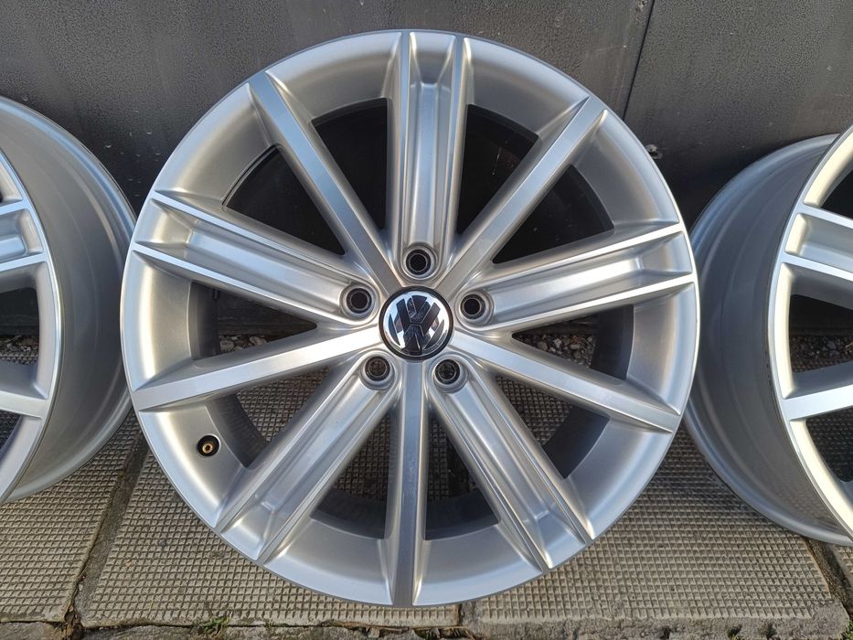 ОРИГИНАЛНИ джанти 18 ' цола 5x112 VW Tiguan / Фолксваген 7J ET43 57,1