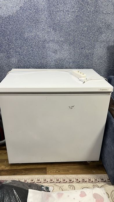Продам морозильник