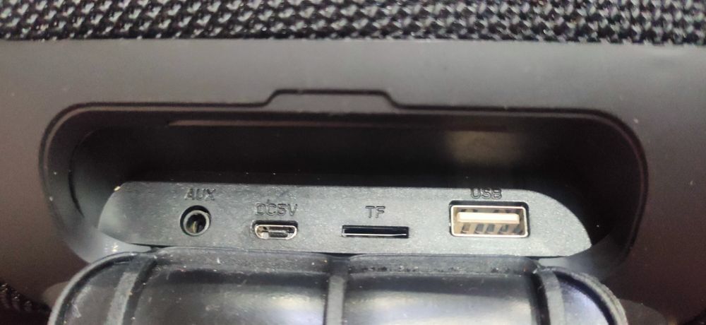 Блутут колонка Boombox