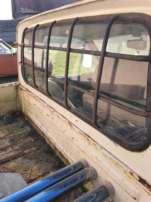 Dacia papuc 1304 1,6 carburator tractiune spate