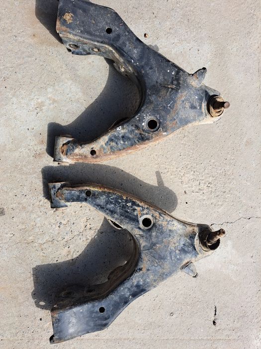 Нижние рычаги лексус 470
