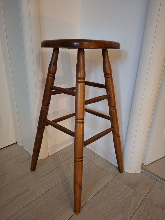 Scaun din lemn pentru bar sau ședințe foto