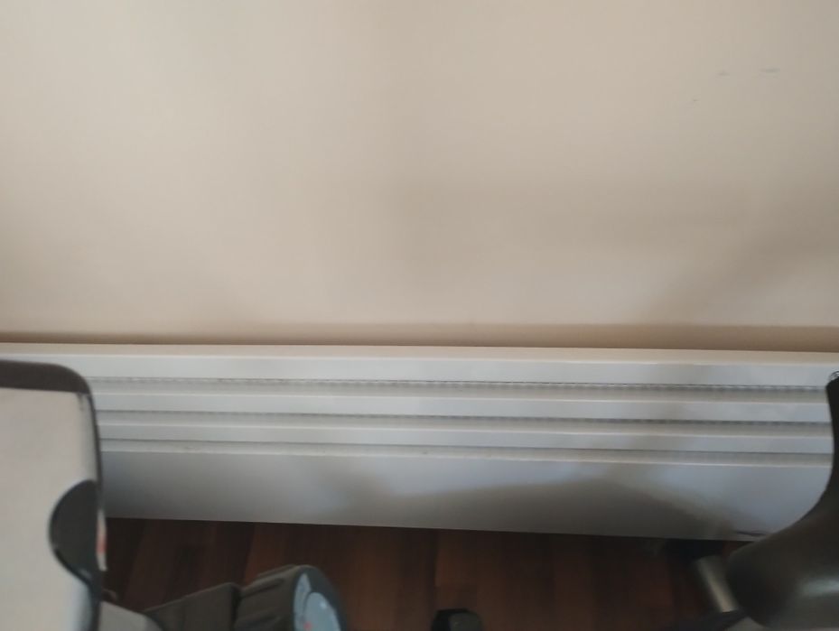 Vând doua aparate de aer condiționat performante și un calorifer elect