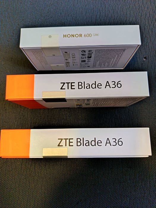 3 telefoane noi sigilate