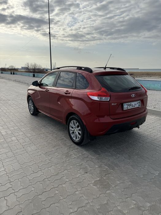 Продам Lada X-Rai