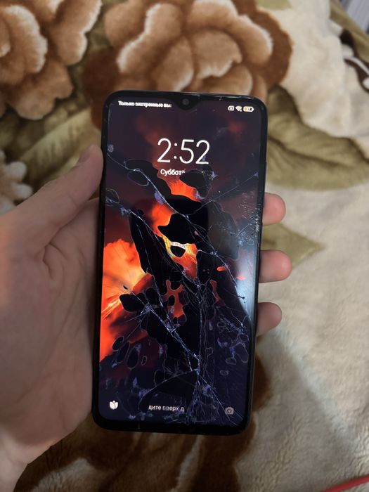 Redmi Note 8 Pro 128GB —рабочий, битый экран