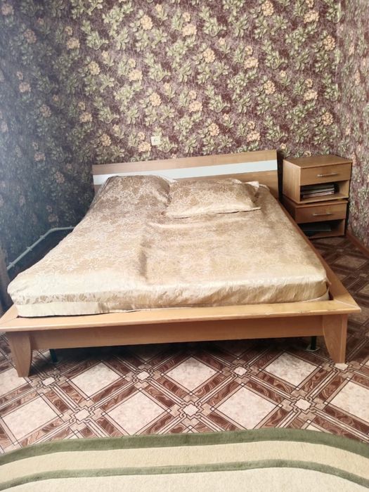 Спальный гарнитур б/у
