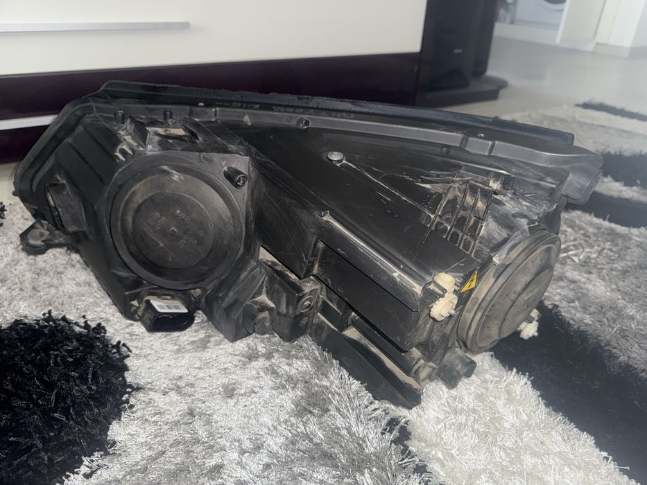 Vand Far dreapta pentru piese VW Tiguan 2013