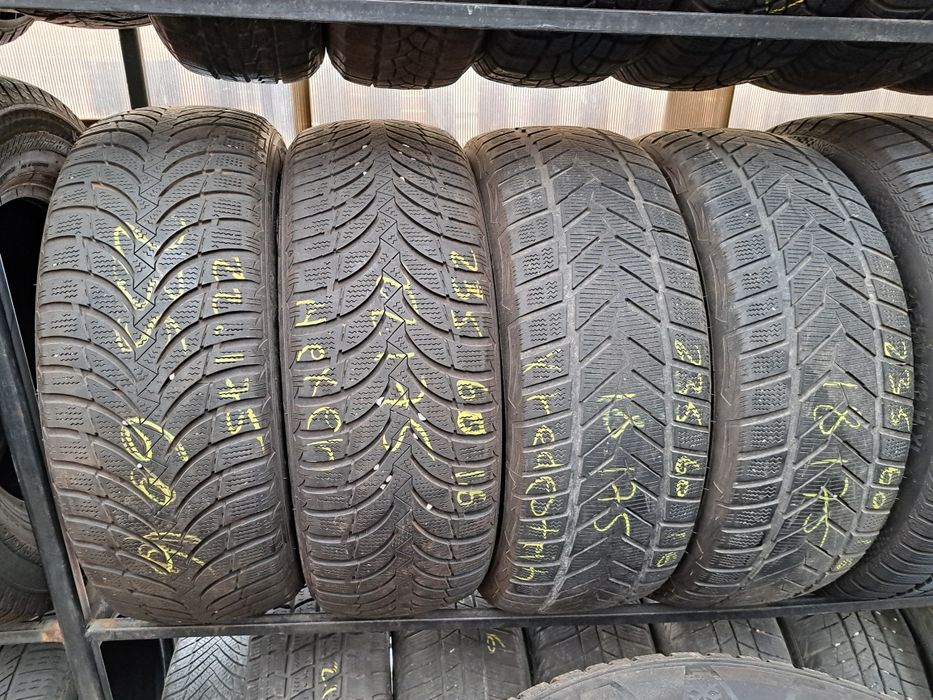 4 anvelope 235/60 R16 Nexen + Vredestein