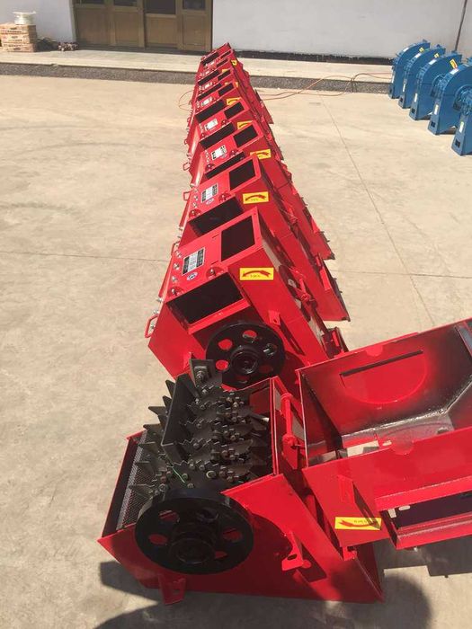 Tocator de furaje si cereale 400-30 cu turbina si ciclon, motor inclus Productivitate furaje	400 – 1000 kg/ora