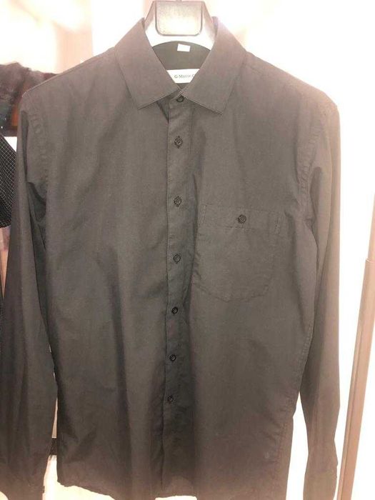 мужская одежда возле ханшатыр