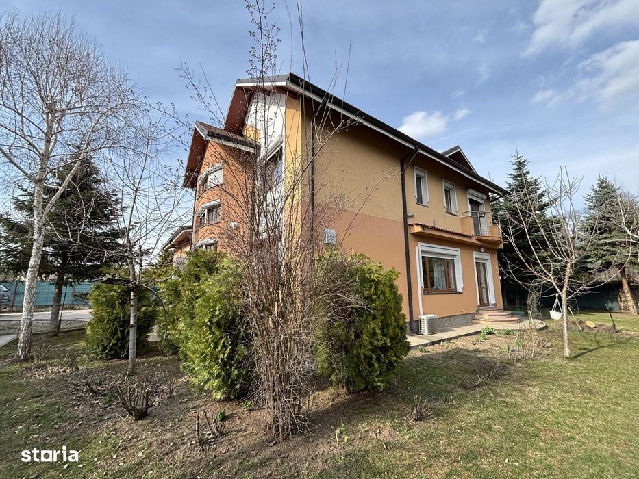 Vila de vanzare Snagov 100m de padure