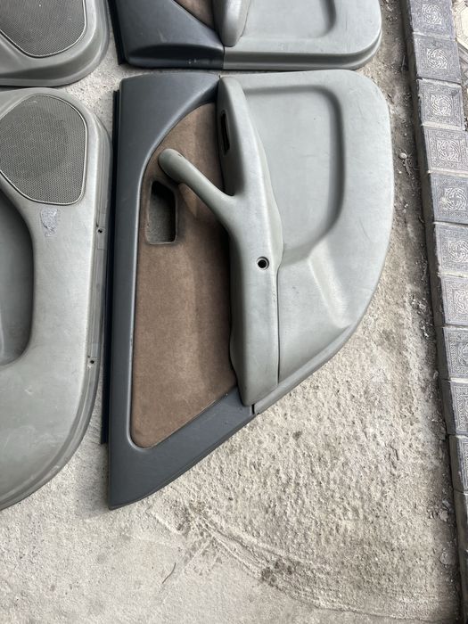 Обшивка двери камри 20 25