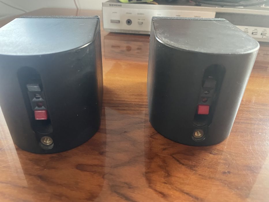 Sateliți Bose redline