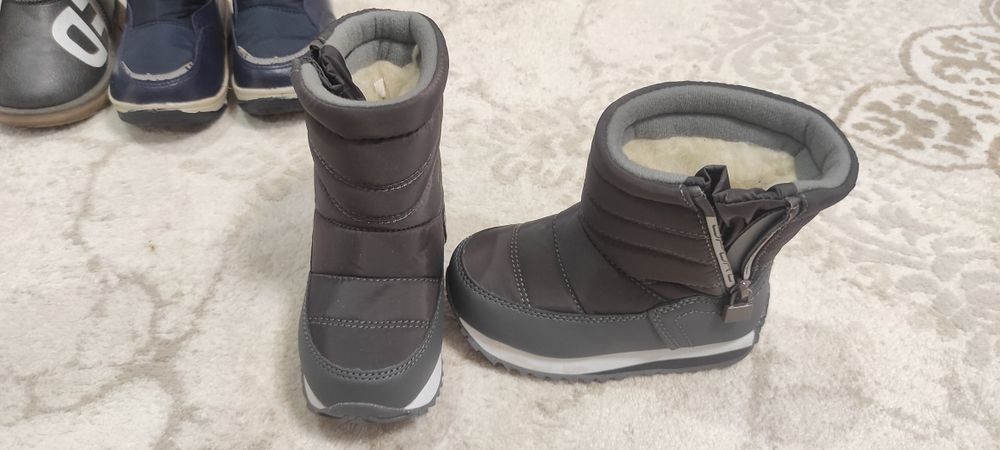 Детская обувь 6 пар летних, 5 пар зимних