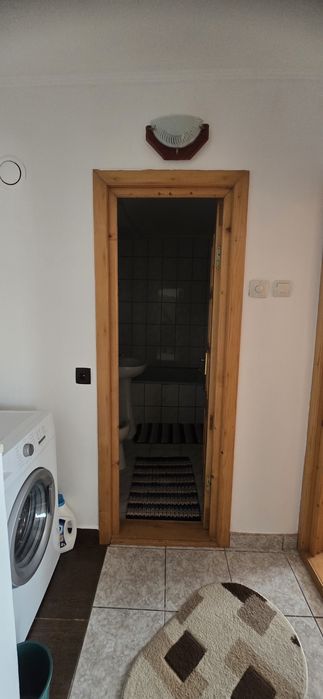 Vand apartament cu 3 camere, decomandat, str 13 decembrie