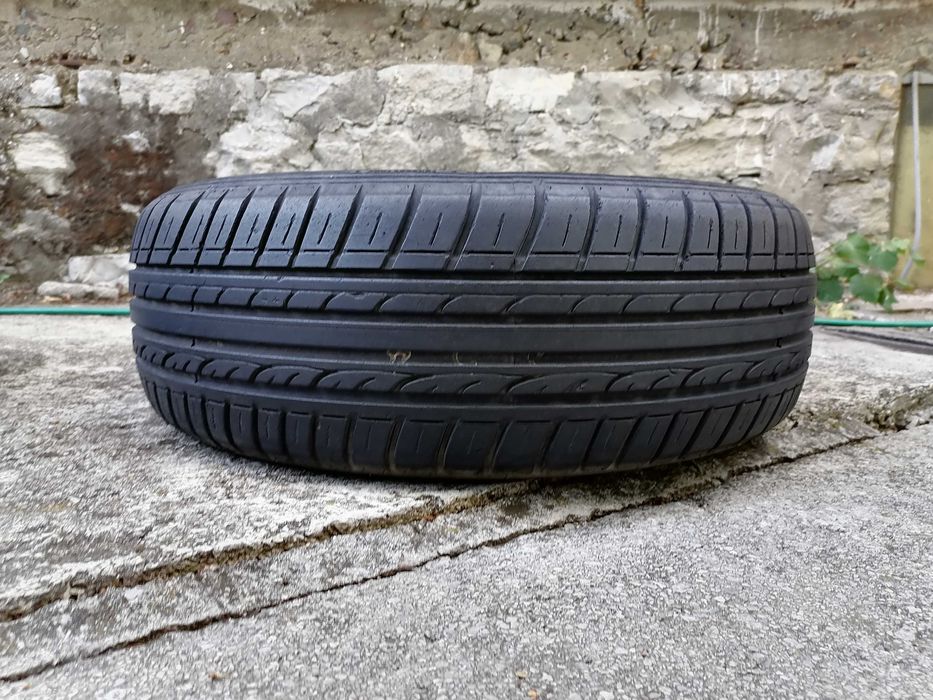 205/65/15 1бр.Dunlop гума