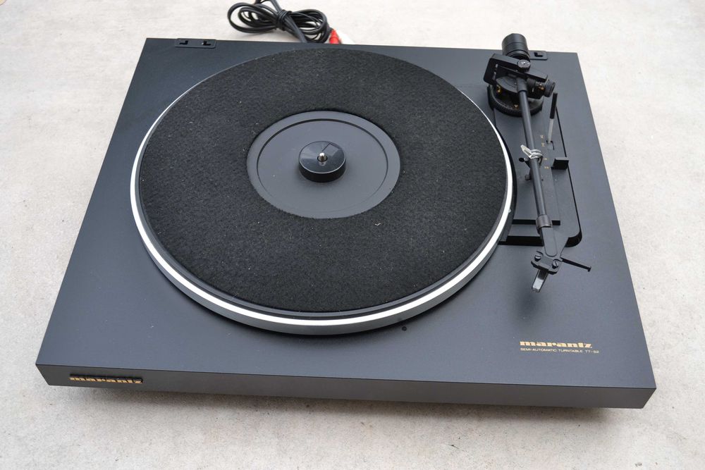 Pick up Marantz TT 52