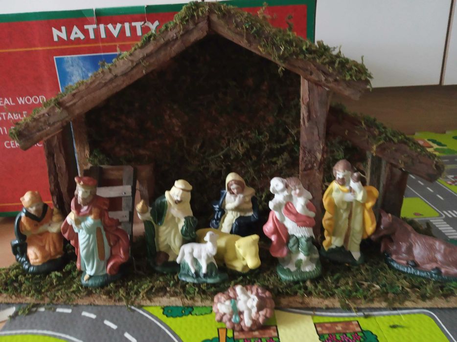 Коледен сет, репродукция