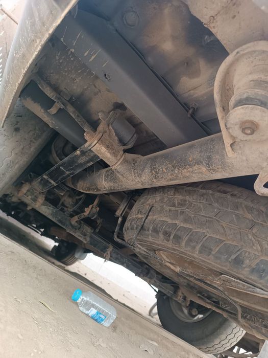 ISTANA SONG YONG SOTLDI YIL2002 w601  mator moy yemidi tagida rama bor