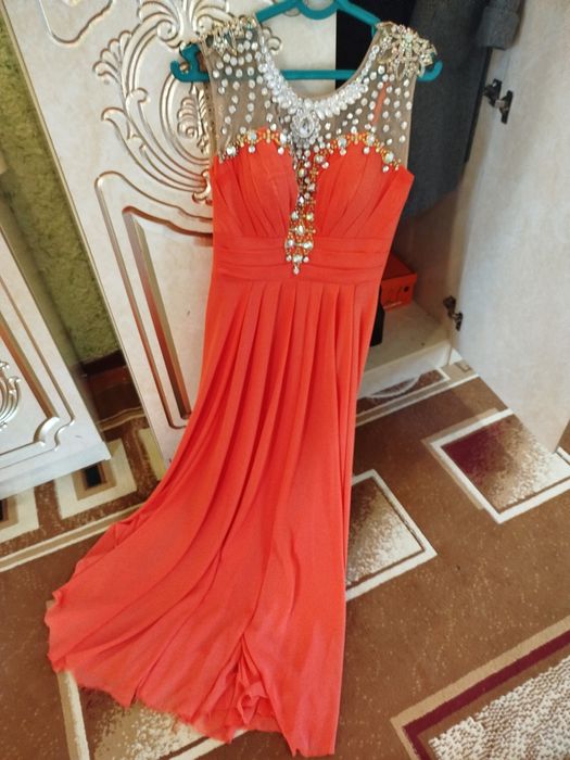 Jenskiy vecherniy koylak