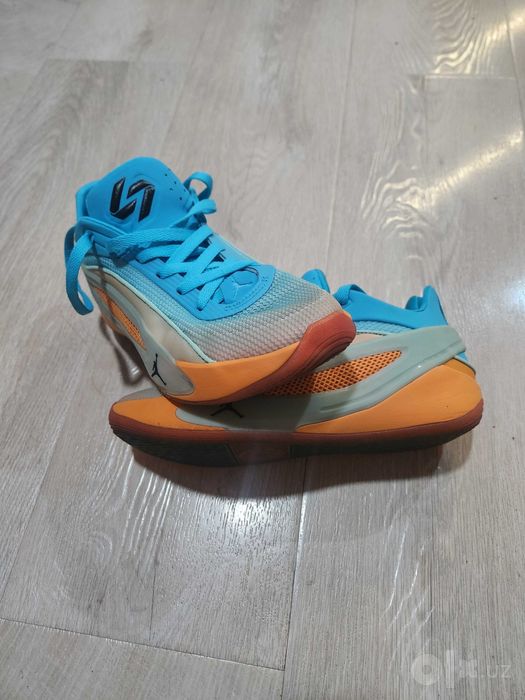 Кроссовки Jordan luka 5