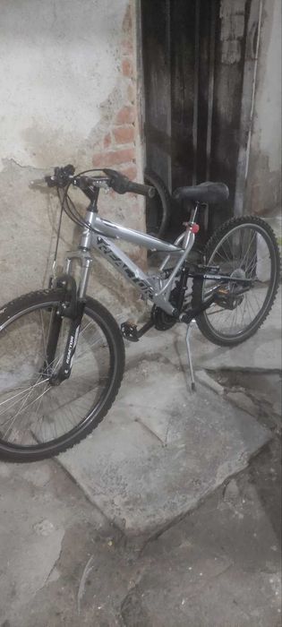 Детско колело запазвно