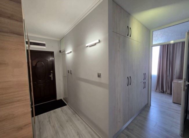 Дава се под наем Тристаен апартамент в София, Люлин 7 - 74 кв.м за 746.64 € - Снимка #9