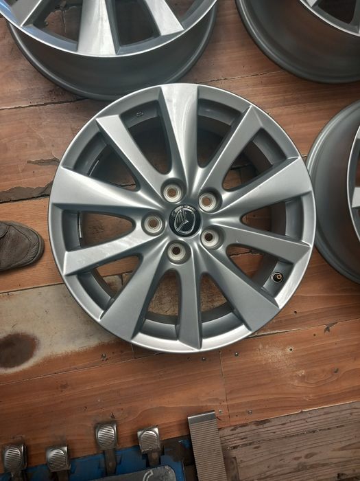 Jante mazda r17 5x114.3  et 50