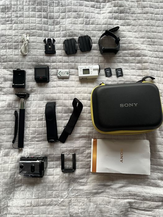 Sony Action Cam HDR-AS100V — полный комплект, оригинал