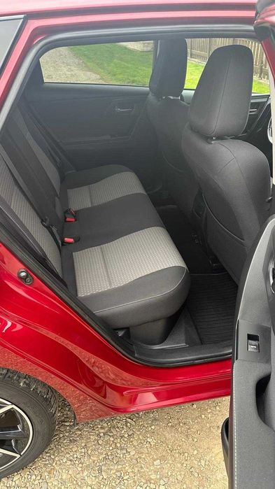 TOYOTA Auris 2018 — imagine 5