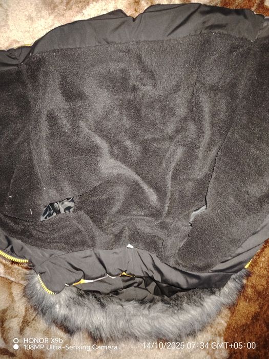 Продам куртку на мальчика