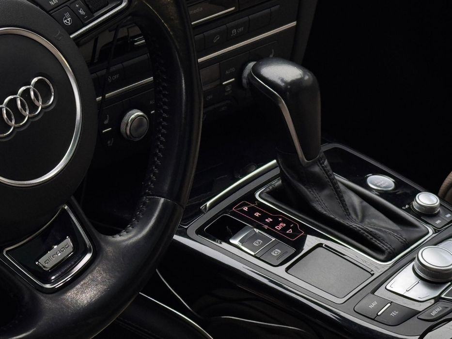 Audi A6 Allroad c7 facelift, biTDI, 320cp, masaj, soft close, matrix, distronic
