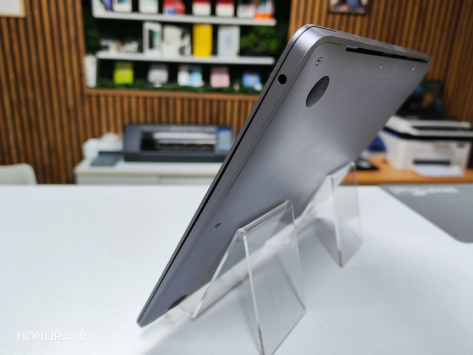 Apple Macbook Air 13 M1 2020 256 Gri Foarte Bun