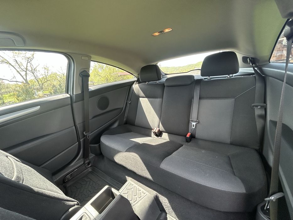 Vând OPEL Astra GTC