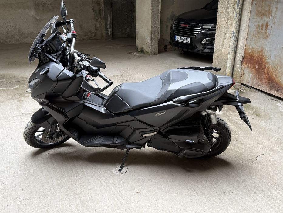 Honda ADV 350 скутер
