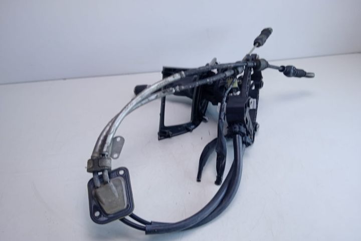 Timonerie 6 trepte   335300509 Toyota Avensis a 2-a generatie T25 (fa