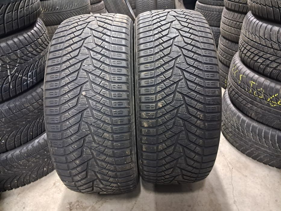 Anvelope second iarna 215 60 R17 Yokohama