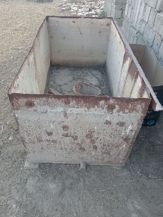 Бак железный ооллл