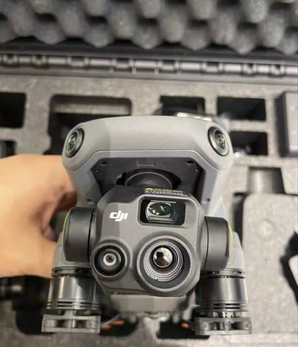 DJI Mavic 3 Thermal