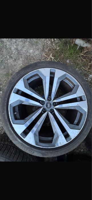Vand jante Audi Q8 22”