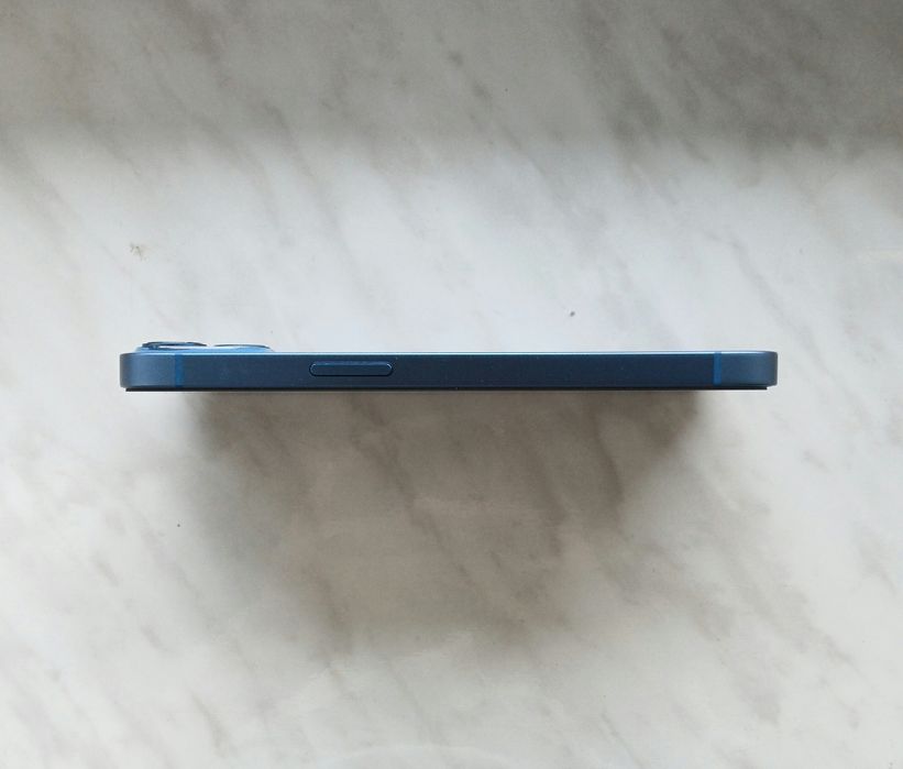 Продам iPhone 13 128gb/83% акб