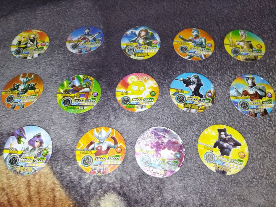 Продам игрушки из киндера и Чупа чупса. Обмен