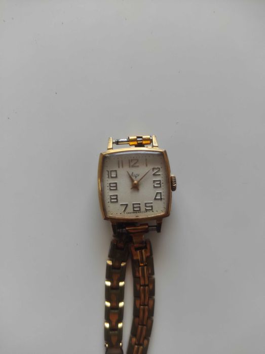 Стари дамски часовници - Луч, Рина