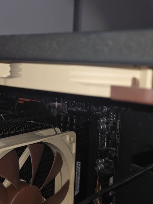 PC Gaming , Rtx 2080 , Ryzen 7 5700x, 24gb ram ddr4 3600