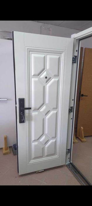 Интериорни MDF врати на склад в София.