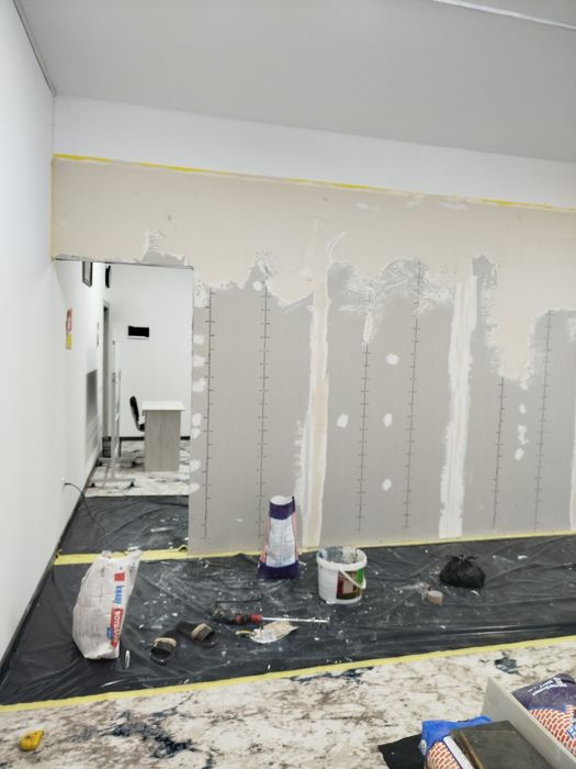 Строительство стяжка бордюры брусчатка