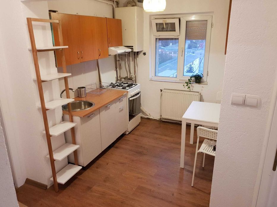 PROPRIETAR, vand ap 3 camere in Lugoj (langa fac. Dragan)